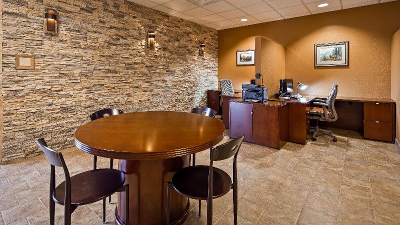 Best Western Plus Raton Hotel image