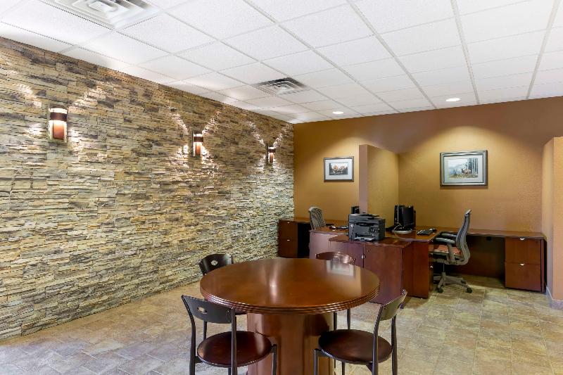 Best Western Plus Raton Hotel image