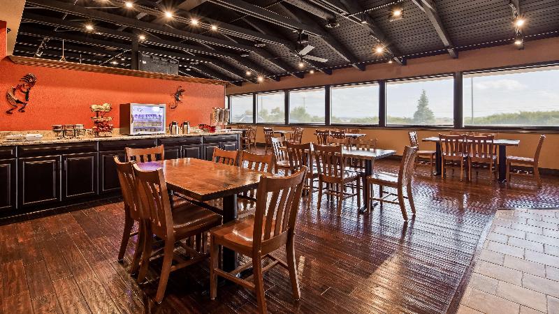 Best Western Plus Raton Hotel image