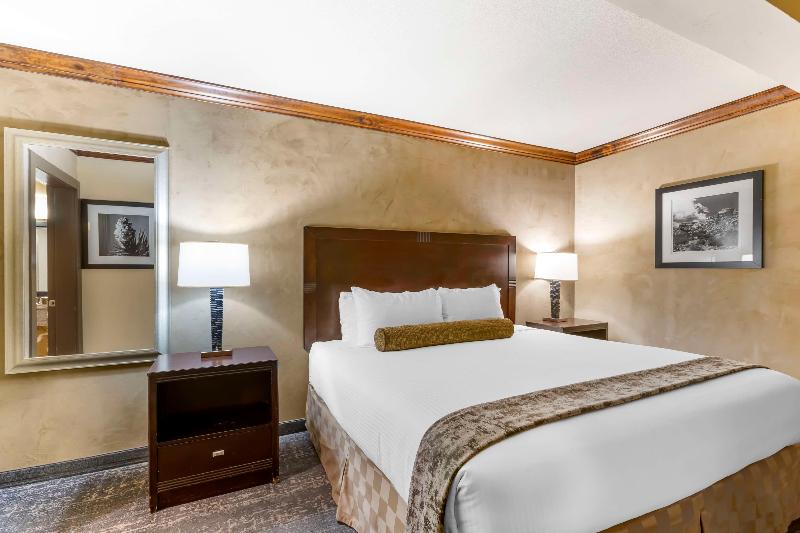 Best Western Plus Raton Hotel image