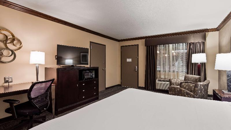 Best Western Plus Raton Hotel image