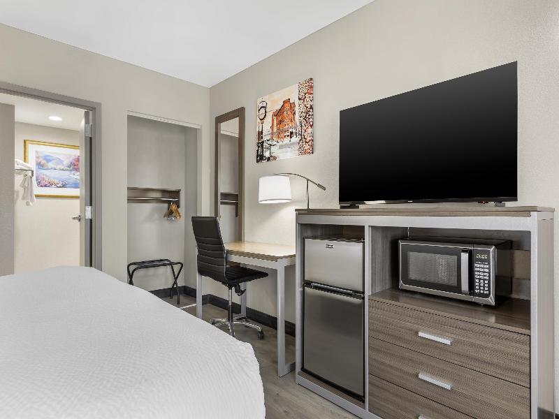 Best Western Gateway Adirondack Inn image