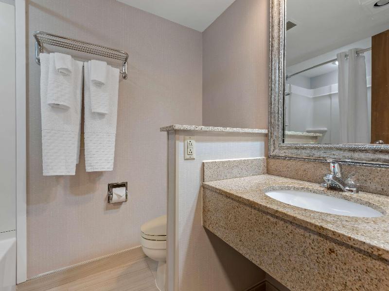 Best Western University Inn image
