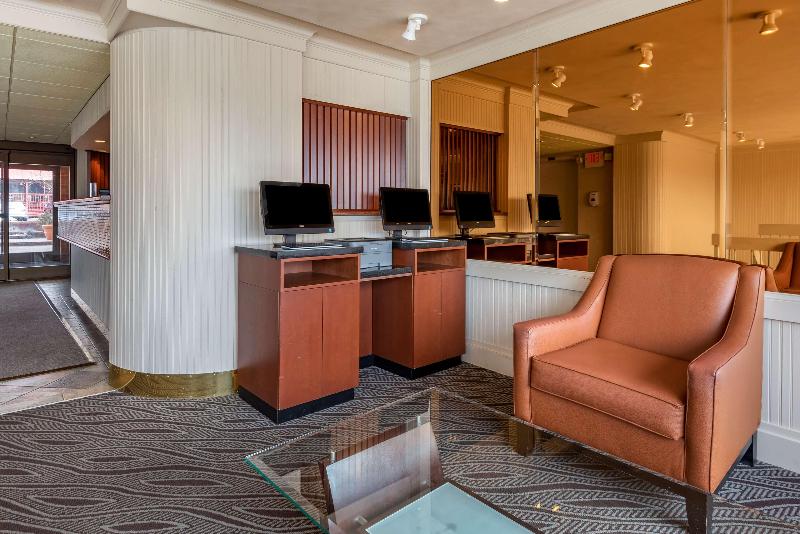 Best Western Plus Oswego Hotel and Conference Cent image