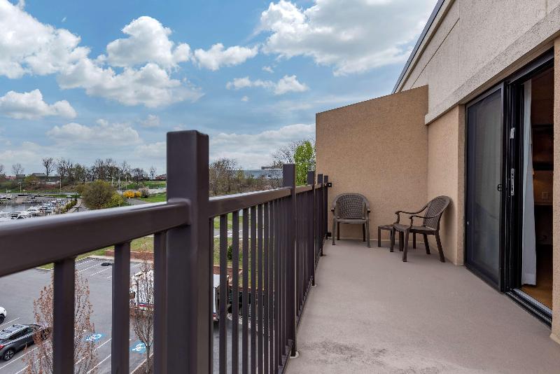 Best Western Plus Oswego Hotel and Conference Cent image