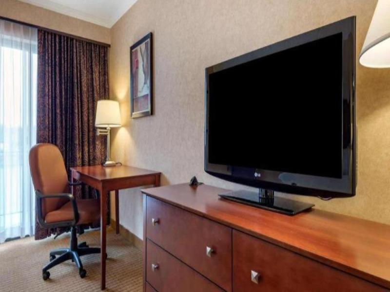 Best Western Plus Oswego Hotel and Conference Cent image