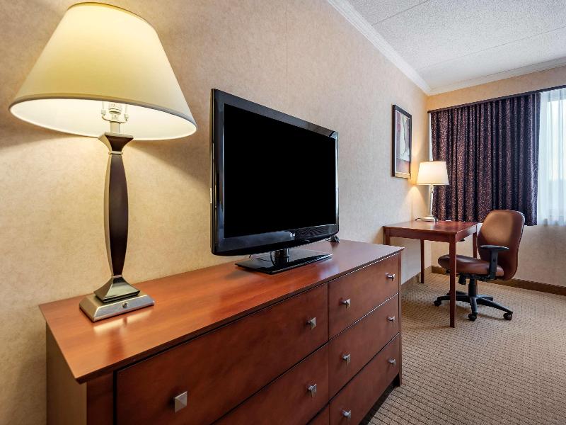Best Western Plus Oswego Hotel and Conference Cent image