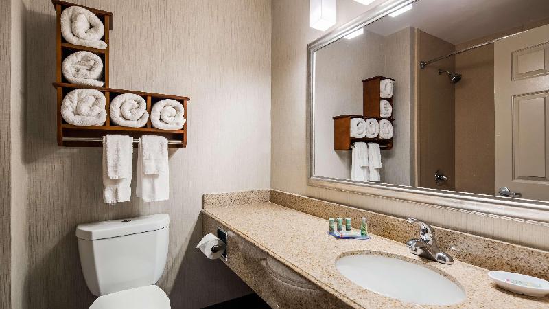 Best Western Cooperstown Inn & Suites image