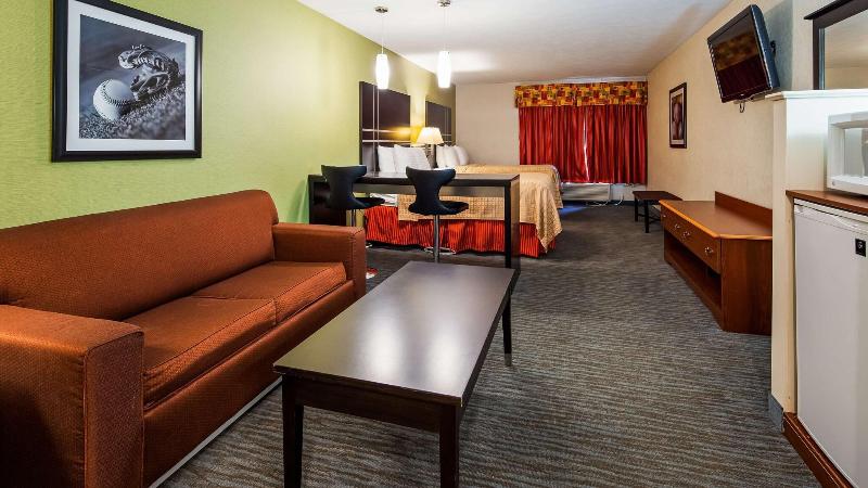 Best Western Cooperstown Inn & Suites image