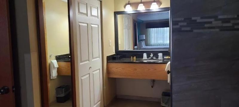 Best Western Plus Plattsburgh image
