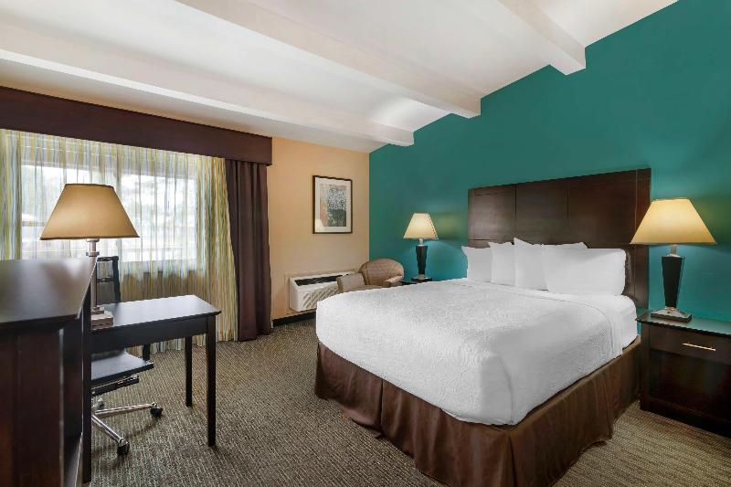 Best Western Plus Plattsburgh image