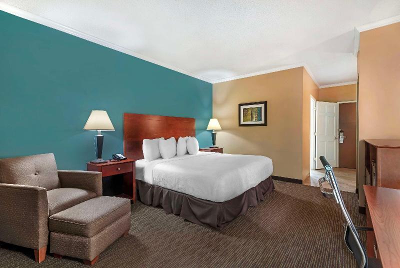 Best Western Plus Plattsburgh image