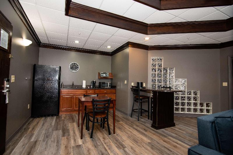 Best Western Plus Plattsburgh image