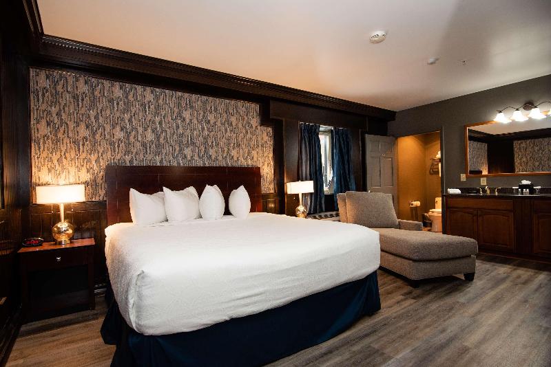 Best Western Plus Plattsburgh image