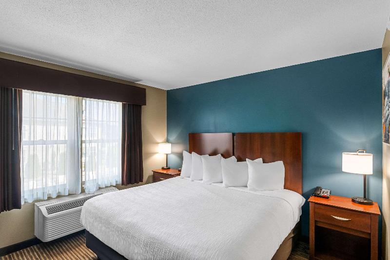 The Hotel Saratoga image