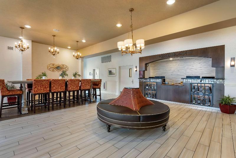 Best Western Plus Vineyard Inn & Suites image