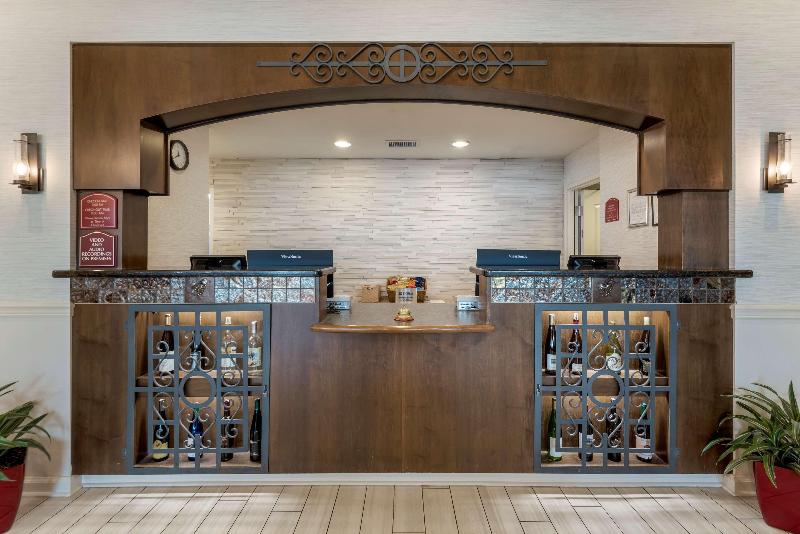 Best Western Plus Vineyard Inn & Suites image
