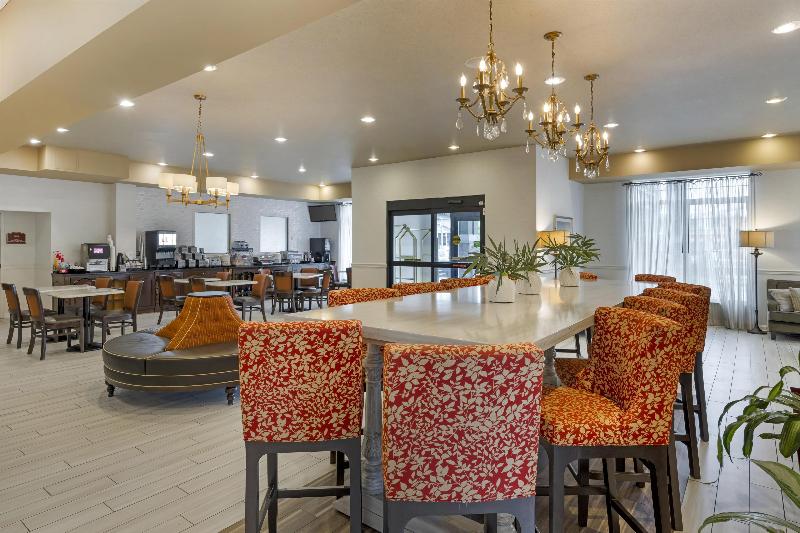 Best Western Plus Vineyard Inn & Suites image