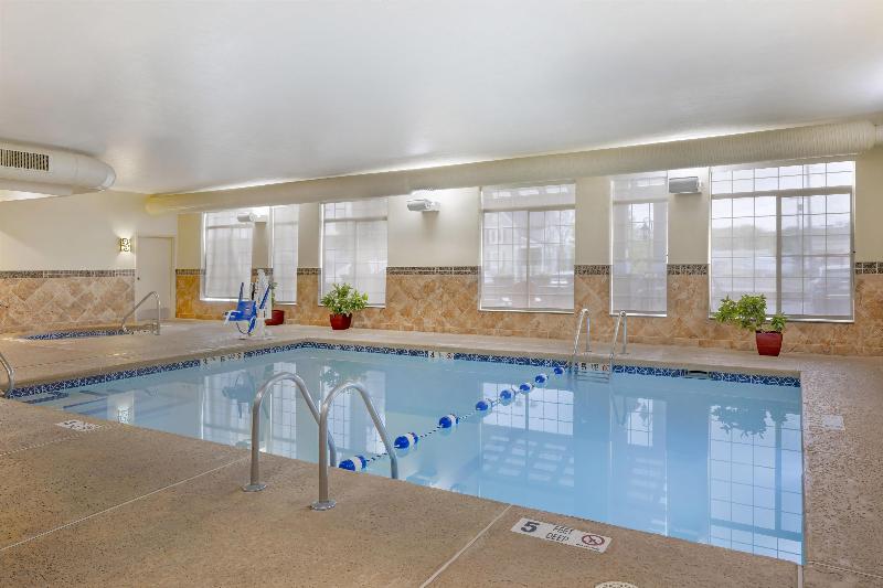 Best Western Plus Vineyard Inn & Suites image