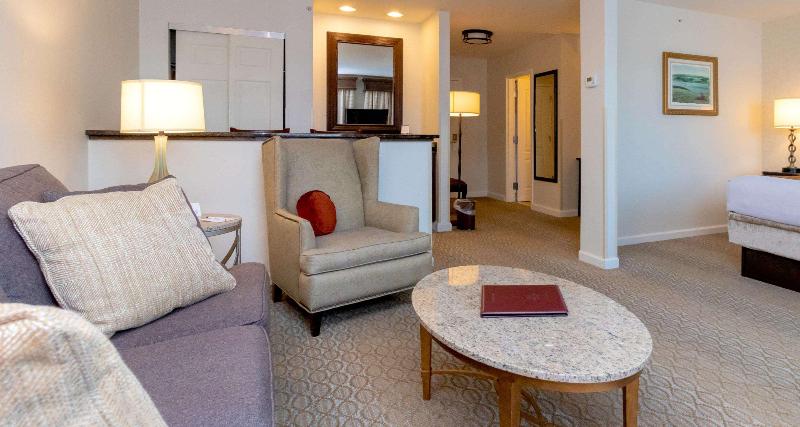 Best Western Plus Vineyard Inn & Suites image