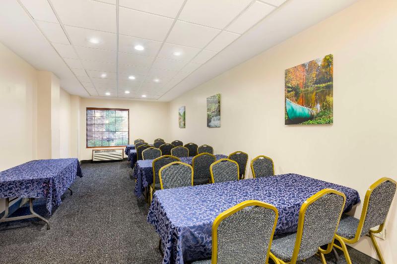 Best Western Plus Victor Inn & Suites image