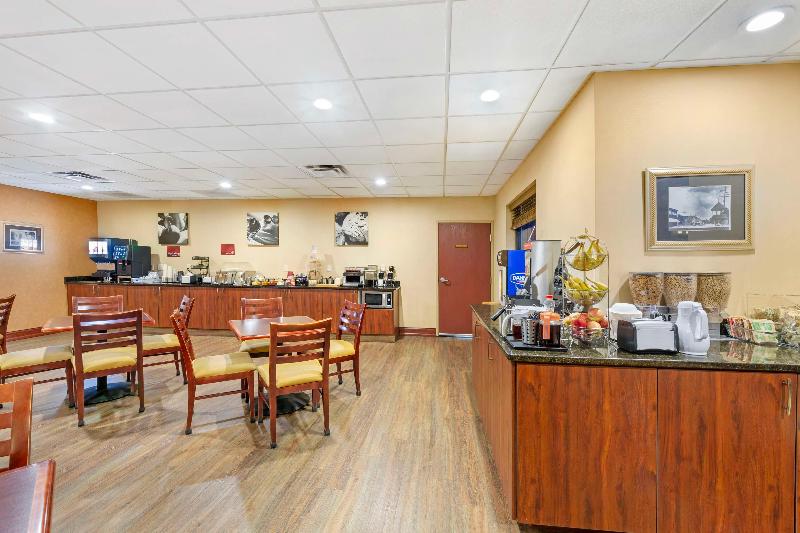 Best Western Plus Victor Inn & Suites image