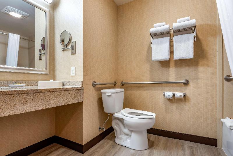 Best Western Plus Victor Inn & Suites image