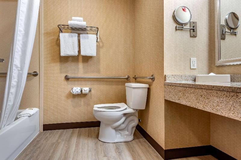 Best Western Plus Victor Inn & Suites image