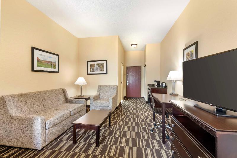Best Western Plus Victor Inn & Suites image
