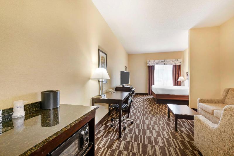 Best Western Plus Victor Inn & Suites image