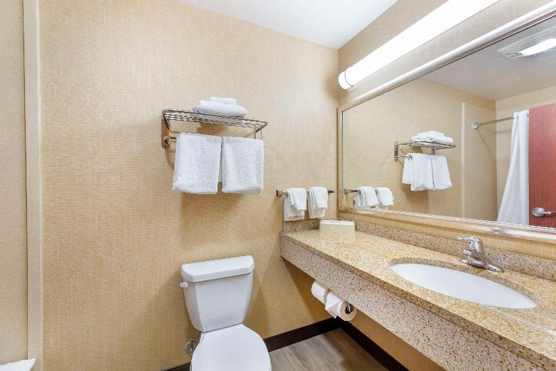 Best Western Plus Victor Inn & Suites image