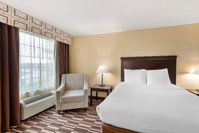 Best Western Plus Victor Inn & Suites image