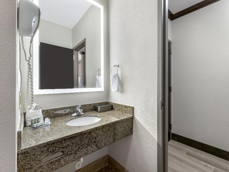 Best Western Asheville -Blue Ridge Parkway image