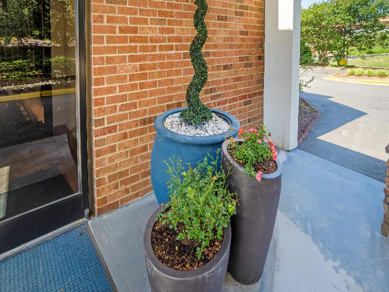 Best Western Statesville Inn image