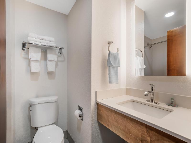 Best Western Statesville Inn image