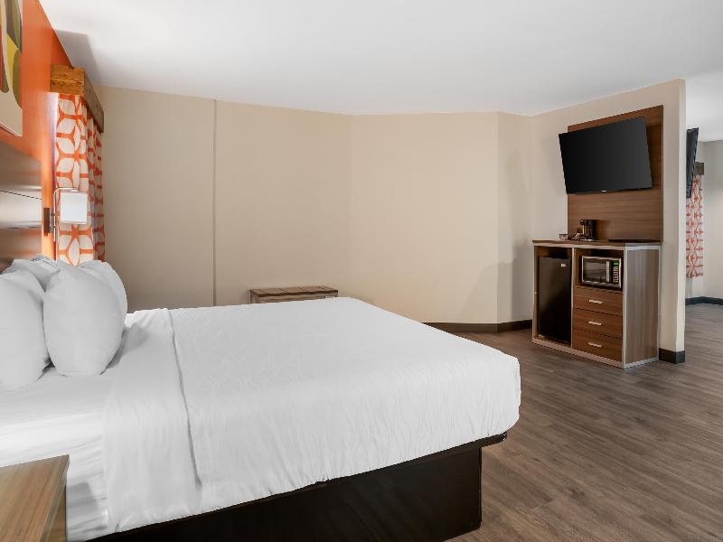 Best Western Statesville Inn image