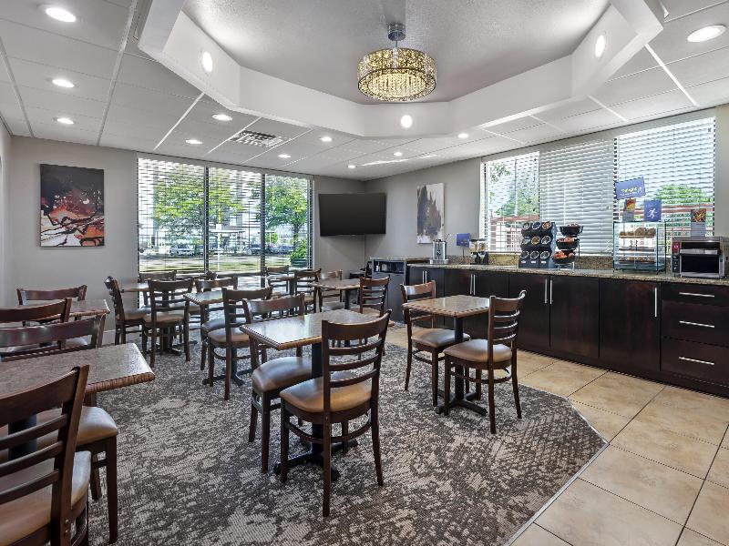 Best Western Lumberton image