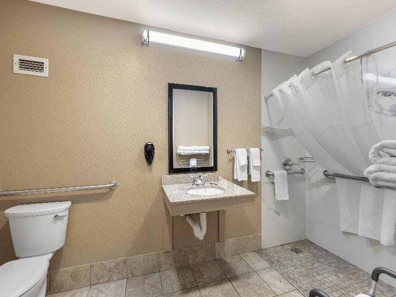 Best Western Lumberton image