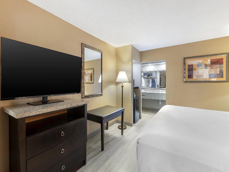 Best Western Lumberton image