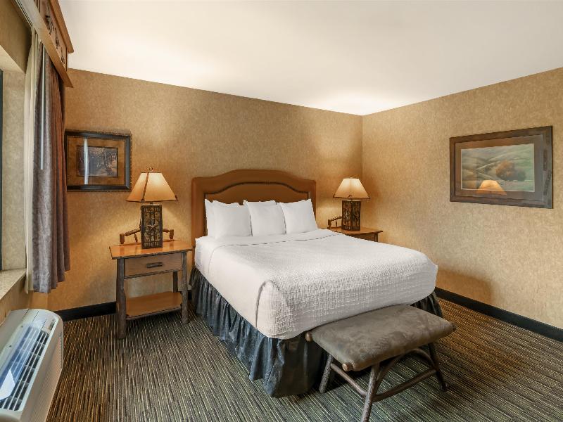 Best Western Plus Kelly Inn & Suites image