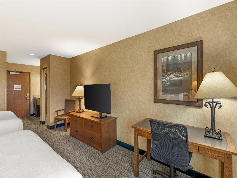 Best Western Plus Kelly Inn & Suites image