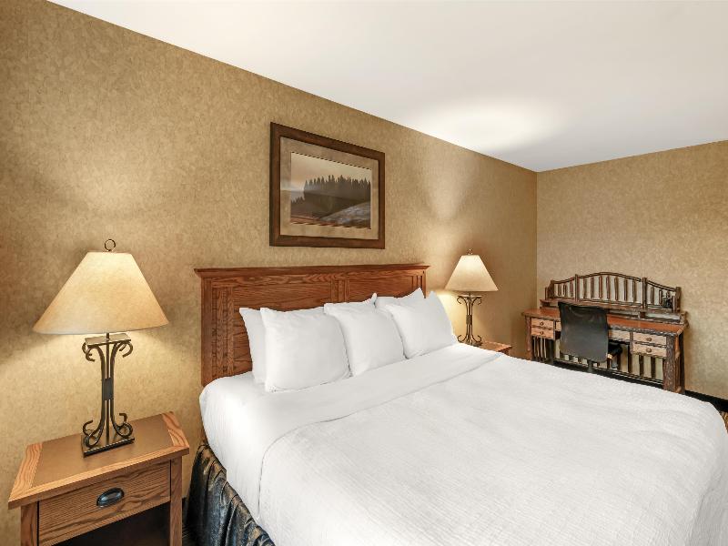 Best Western Plus Kelly Inn & Suites image