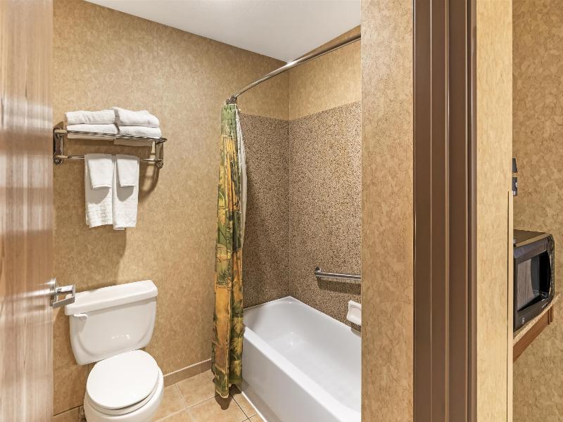 Best Western Plus Kelly Inn & Suites image