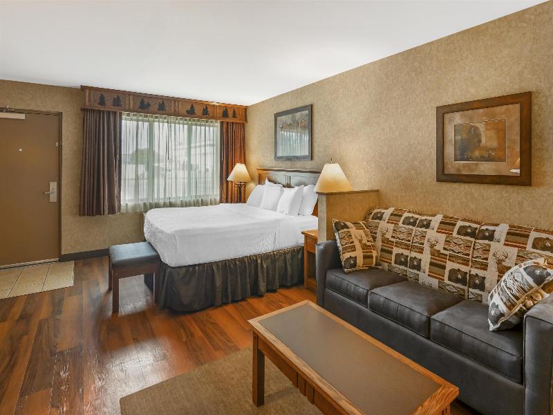 Best Western Plus Kelly Inn & Suites image
