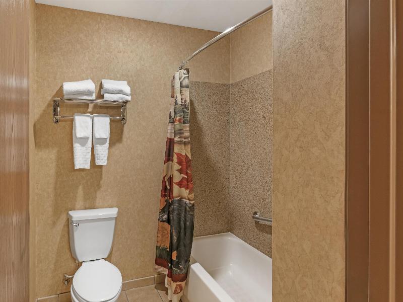 Best Western Plus Kelly Inn & Suites image