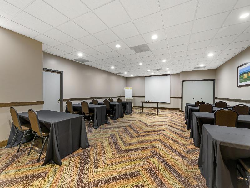 Best Western Plus Wooster Hotel & Conference Cente — photo 85