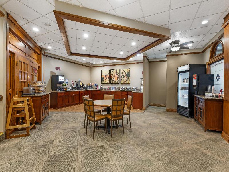 Best Western Plus Wooster Hotel & Conference Cente — photo 22