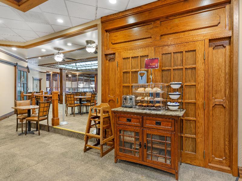 Best Western Plus Wooster Hotel & Conference Cente — photo 24