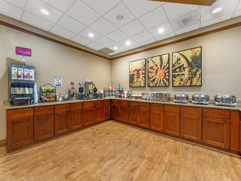 Best Western Plus Wooster Hotel & Conference Cente — photo 26
