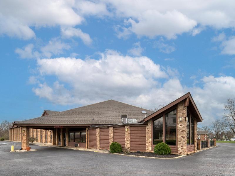 Best Western Sycamore Inn — exterior view